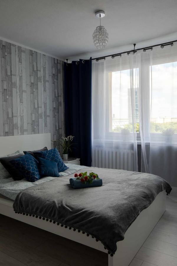 Apartament Wika ワルシャワ エクステリア 写真